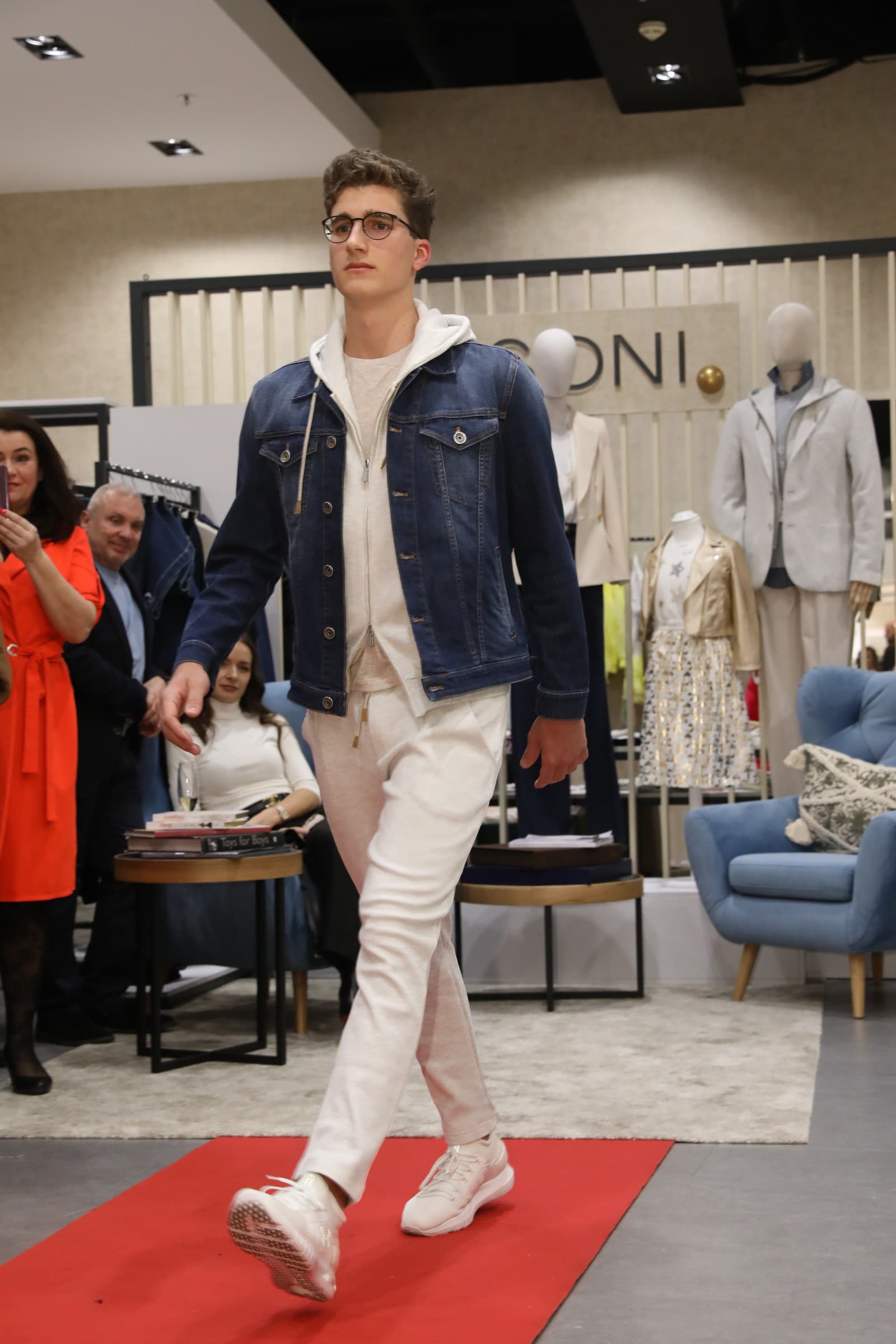 Fashion show pri príležitosti