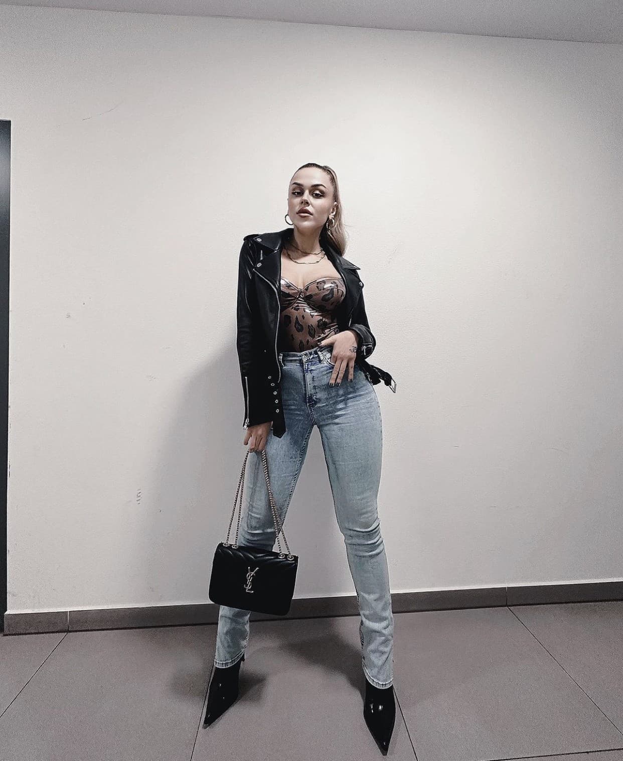 Známa kráska nie je