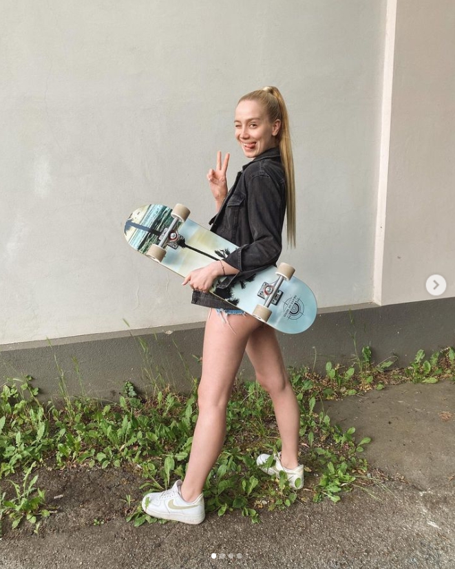 Herečka Anna Kadeřávková je