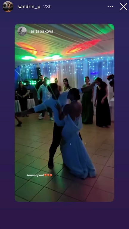 Svadba páru bola plná