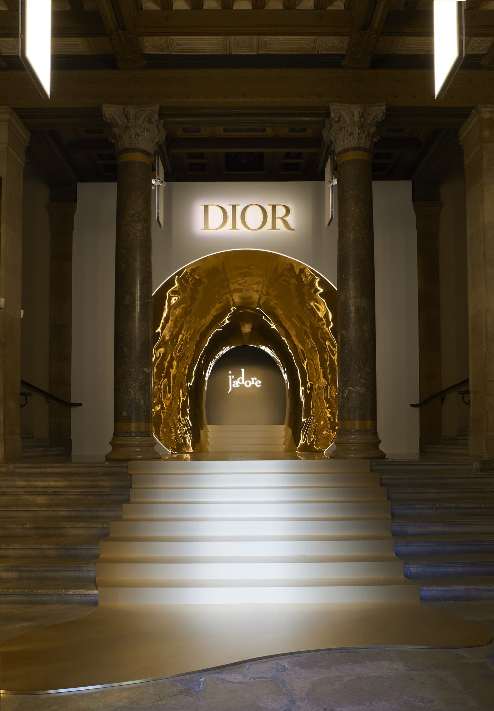 DIOR J’ADORE! Inaugurácia výstavy