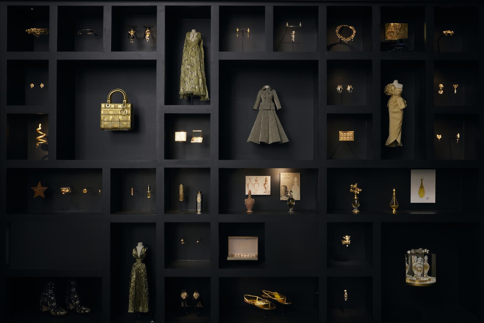 DIOR J’ADORE! Inaugurácia výstavy