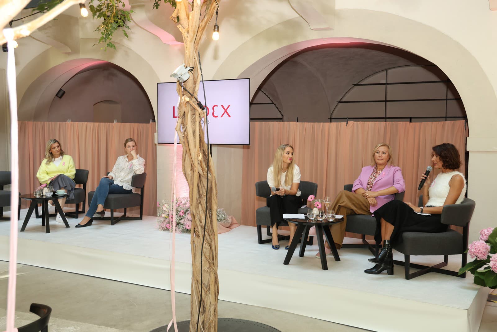 Lindex Pink October: Konferencia