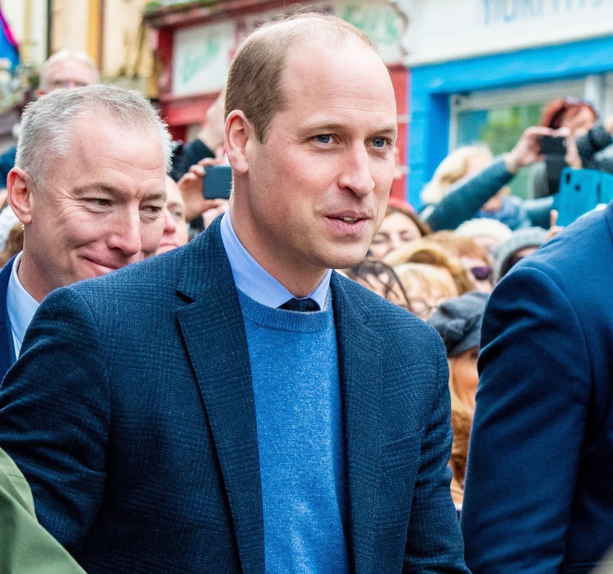 Princ William plne prijal