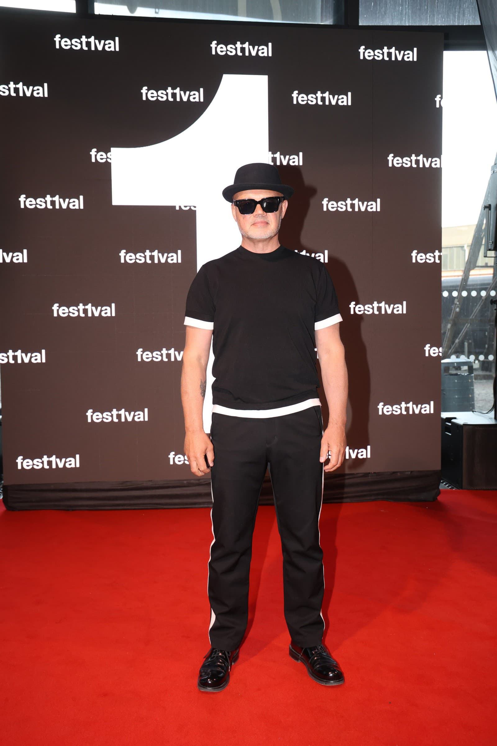 Opening party fest1valu v