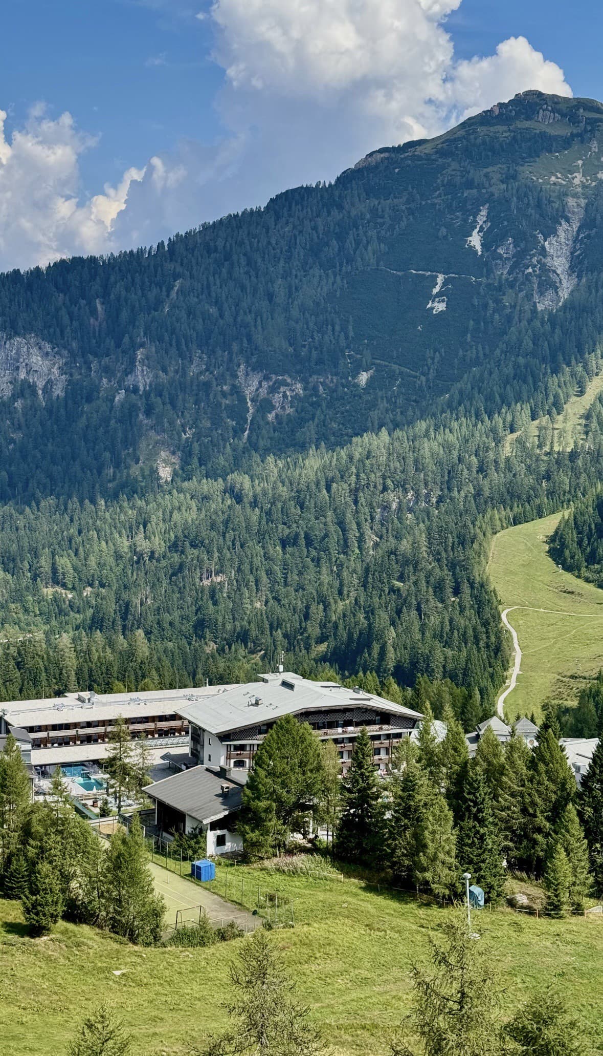 Krásne horské scenérie, farebné