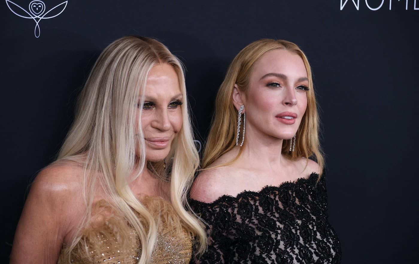 Lindsay na seba strhla