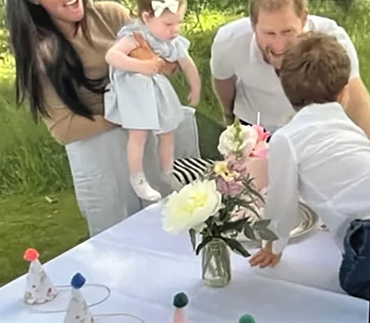Harryho a Meghanine deti