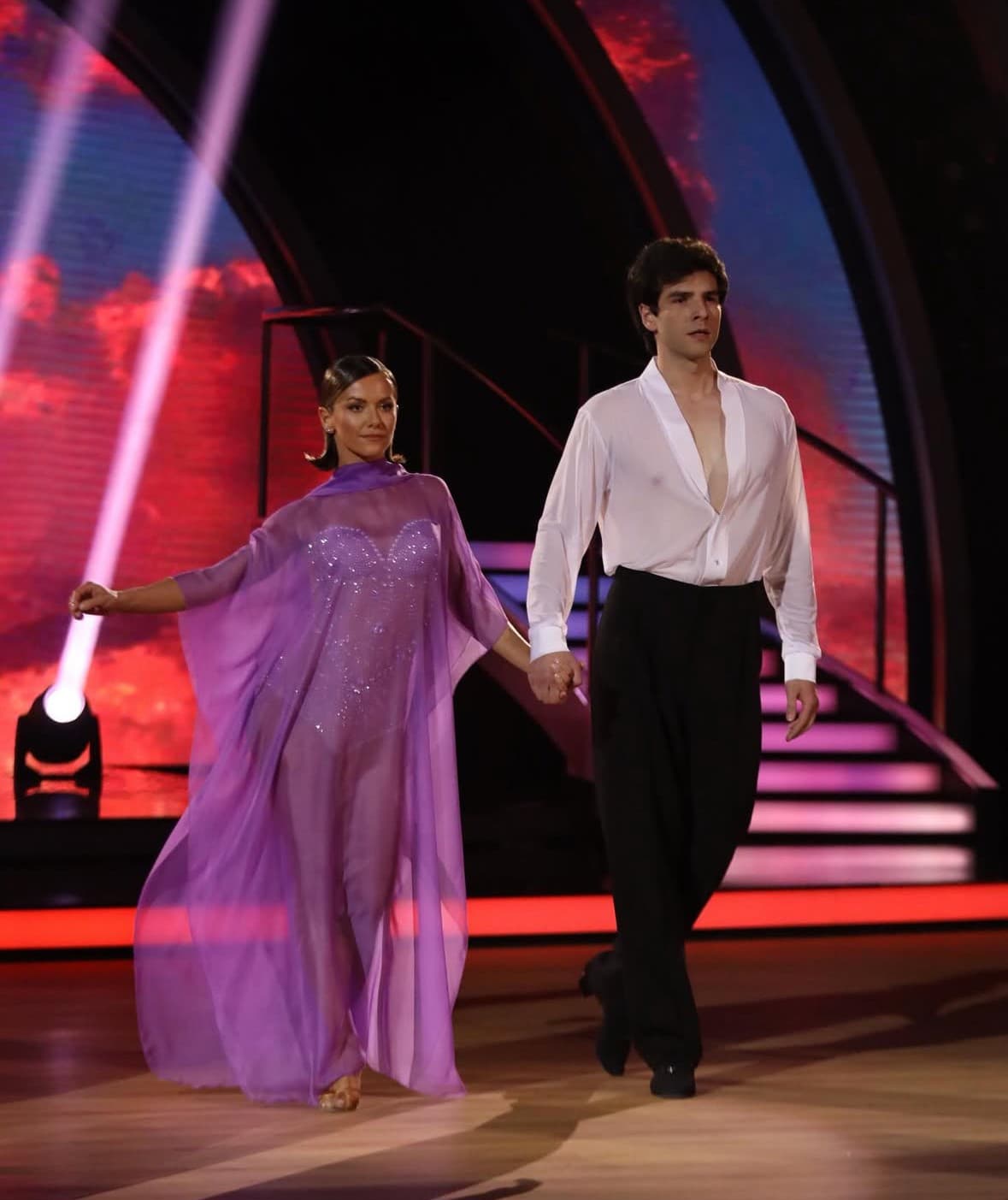V Let's dance po