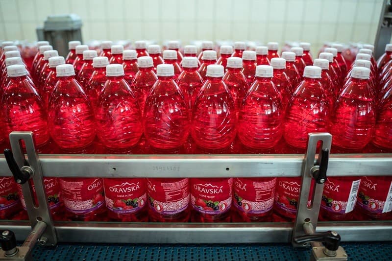 Ежегодно «Неалко Ораван» покидает около 30 миллионов напитков.
