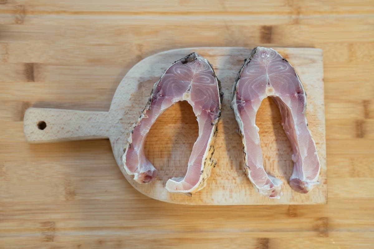 Подковы из карпа из местного рыболовства также отправляются в Кауфланд.