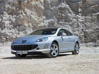 Vylepšený Peugeot 407.