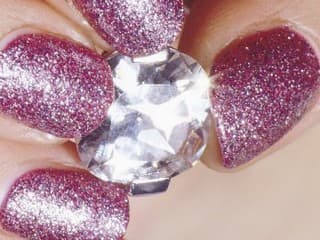 VIETE, AKO VZNIKAJÚ DIAMANTY?