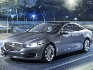 Jaguar XJ.