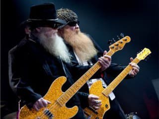 ZZ TOP: AMERICKÝ ROCK S PLYŠOVÝMI GITARAMI