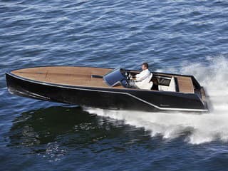 Frauscher 717 GT.