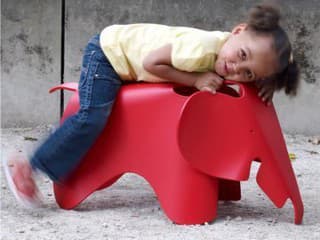 Eames Elephant pre deti.