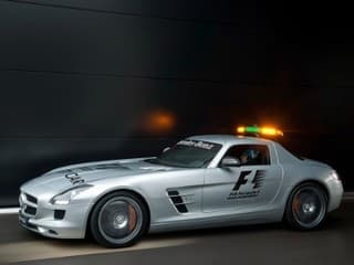 Nový Safety car pre