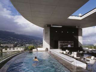 Interiér hotela Habita Monterrey.