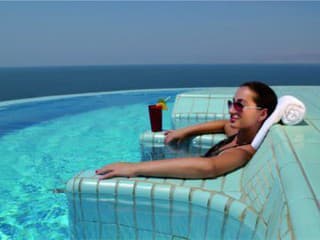 Luxusné spa na brehu