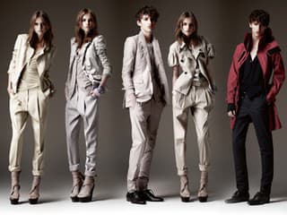 Kolekcia jar/leto 2010 Burberry.