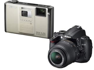 FOTOAPARÁTY S OCENENÍM ZA DIZAJN