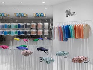 24 ISSEY MIYAKE