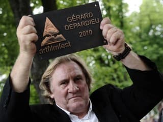 Gérard Depardieu v Trenčianskych