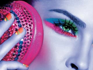 Kalendár Maybelline 2012