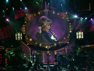 Whitney Houston 