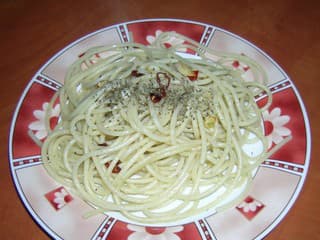 Bucatini Aglio e Olio