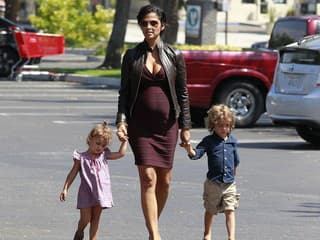 Camila Alves