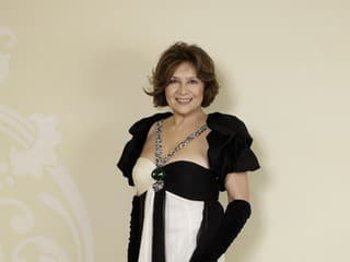 Emília Vášáryová