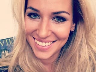 Naša krásna tenistka žije