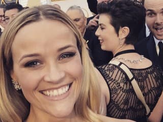 Reese počas tohtoročných Oscarov