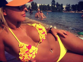 Sexi blondínka, ktorej telo