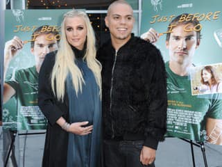 Ashlee Simpson sa po