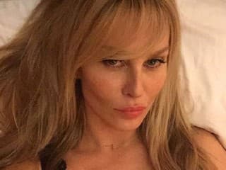 Ani modelka Simona Krainová