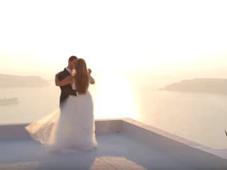 Svadba na romantickom Santorini,
