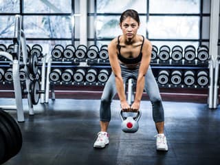 Kettlebell je skvelá pomôcka,