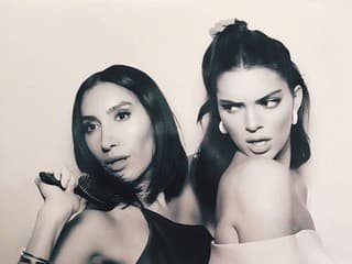 Dvorná kaderníčka klanu Kardashian