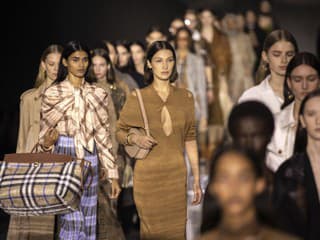 Prehliadka módneho domu Burberry