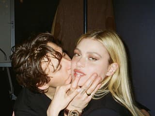 Nicola Peltz je snúbenicou