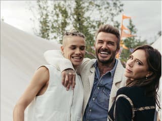 Prostredný syn robí Beckhamovcom