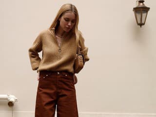 Preppy svetre s polovičným