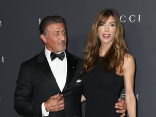 Manželia Jennifer Flavin a