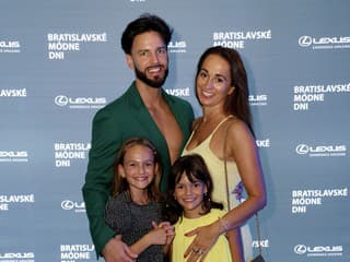 Podporou mu bola krásna