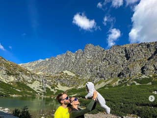 Manželia Bezdedovci sa tešia