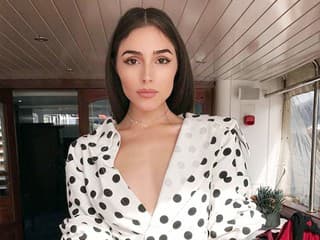 Dots love