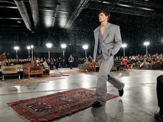 JAN SHOW 12